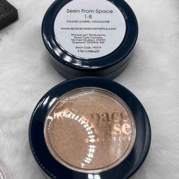 Highlighter & Bronzer Minis: Space Case, Lottie London - Picture 2 of 5